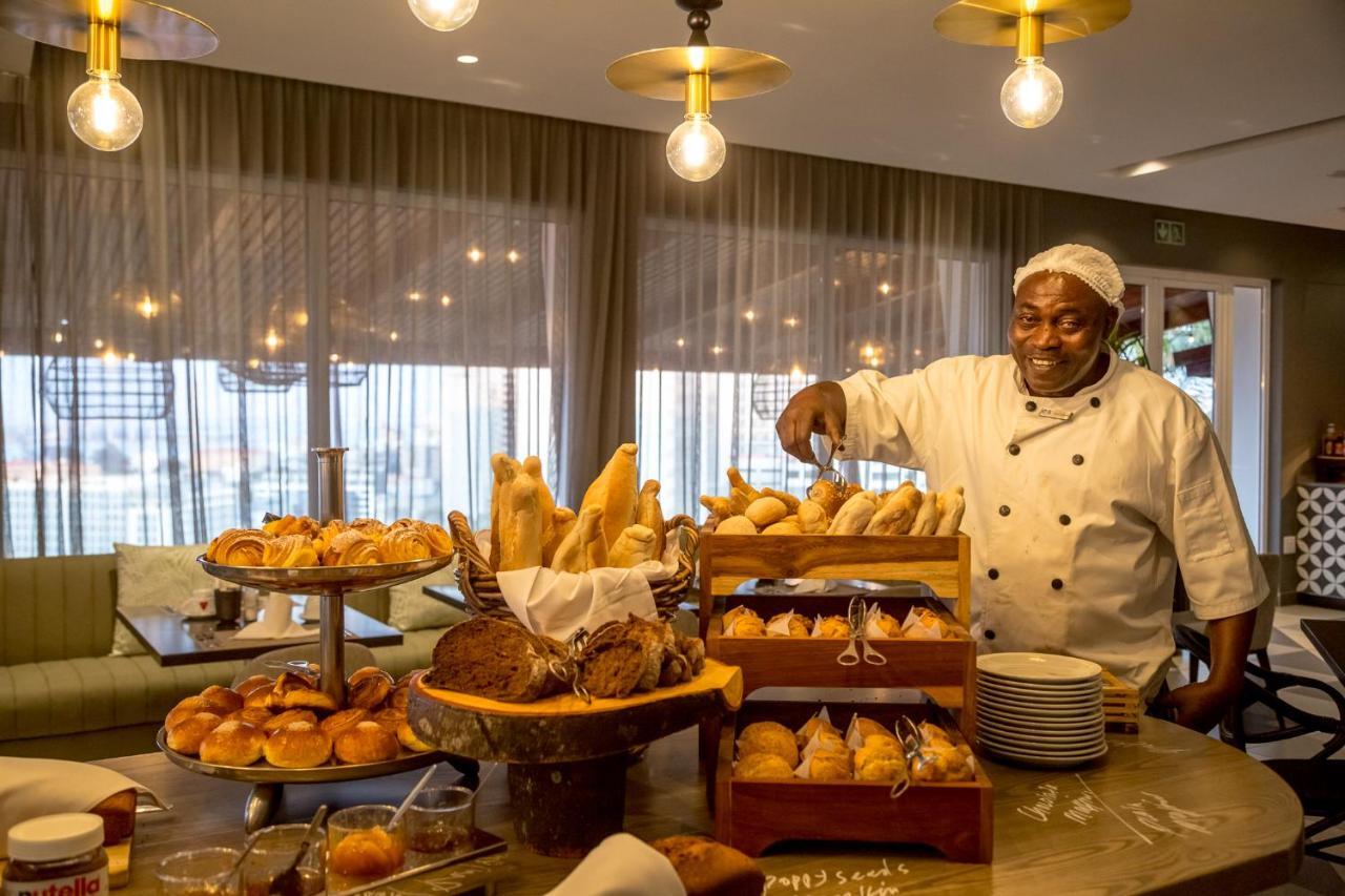 Hotel Cardoso Maputo Kültér fotó